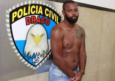 Polícia encontra vídeo de miliciano e esposa praticando zoofilia com cão