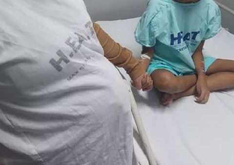 Grávida entra em luta corporal com pitbull para salvar filha de 9 anos