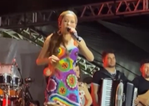 Maiara revela peso e rebate crítica sobre corpo: 'muito bem distribuídos'