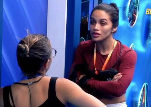 Eva critica Maike após brother dar em cima de Renata: 'mala'