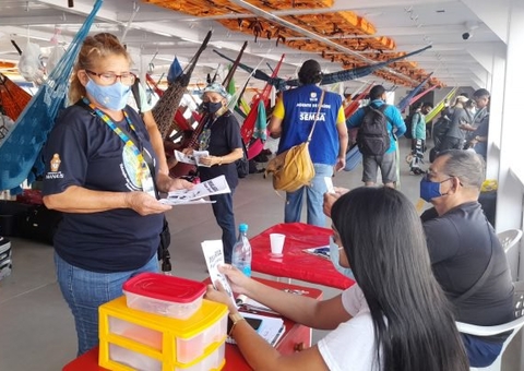 Semsa promove ação educativa de combate à malária no porto de Manaus
