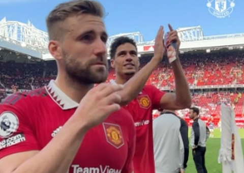 Manchester United vence e aumenta invencibilidade em casa no Inglês