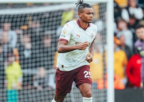 City cai para o Wolverhampton, perde 100% e vê liderança ameaçada