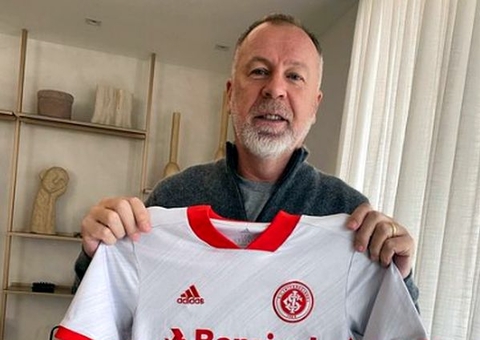 Inter prorroga contrato com Mano Menezes até o fim de 2023