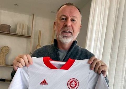 Mano Menezes diz que não deveria ter aceitado trabalhar no Palmeiras