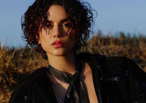 Manu Gavassi se revolta com capa de revista após entrevista e faz textão: 'zero paciência'