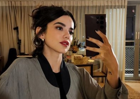 Manu Gavassi fala sobre explante de silicone dos seios: 'nunca me senti bem'