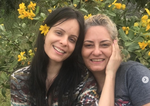 Mãe da cantora gospel Marcela Taís morre de covid; pai está internado 