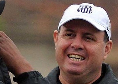 Técnico do Santos 'isola' CT e blinda elenco para clássico contra Palmeiras