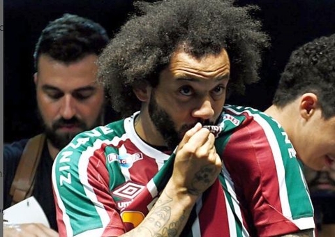Maracanã em festa para receber Marcelo: 'voltando para casa'