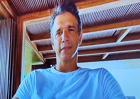 Márcio Garcia diz que pai não morreu de Covid e reza por aulas presenciais