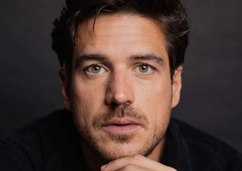 Marco Pigossi abre o jogo sobre revelação da sexualidade e síndrome do pânico antes de se assumir