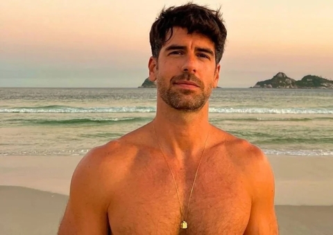 Marcos Pitombo fala sobre alívio após assumir namoro gay: 'estou leve'