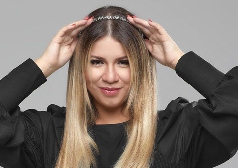 Família ainda não abriu diário de Marília Mendonça encontrado em avião