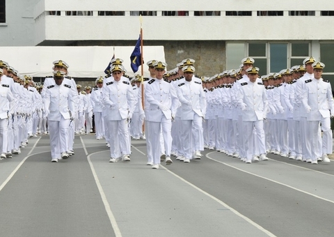 Marinha abre concurso com mais de 600 vagas para nível médio 