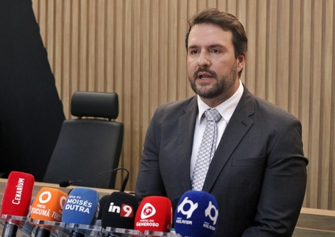 Homem é preso suspeito de assaltar loja e entregador no São José