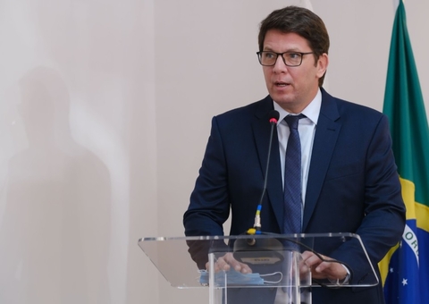 Mario Frias passa por cateterismo após princípio de infarto