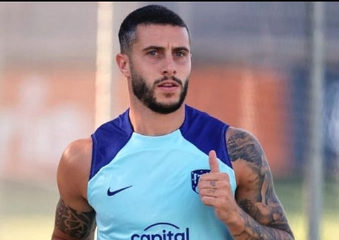 Jogador do Atlético de Madrid bate-boca e vai para cima da torcida