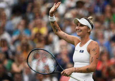 Marketa Vondrousova conquista Wimbledon e adia sonho de Ons Jabeur