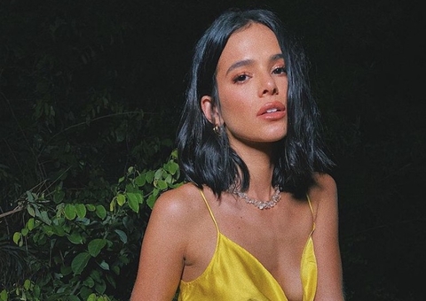 Bruna Marquezine quica bumbum em vídeo de rebolado sexy 