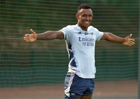 Neymar e Marquinhos retornam aos treinos do PSG um dia após Mbappé