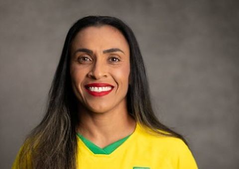 Marta celebra conquistas da seleção antes da Copa e diz que o mundial 'não é sobre ela'