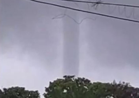 Fenômeno em rio surpreende moradores no Amazonas