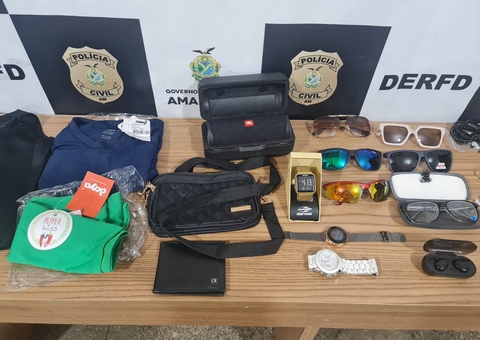 Casal é preso suspeito de roubar lojas de minishopping em Manaus