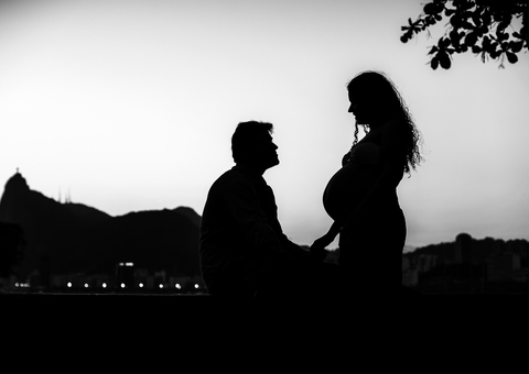 Veja as melhores posições sexuais para testar durante a gravidez