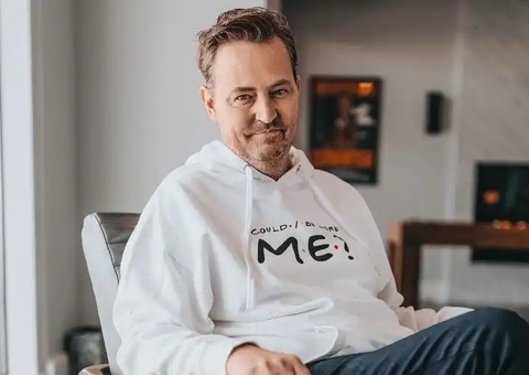 Assistente injetou dose de Ketamina que matou Matthew Perry e médicos lucraram com vício do ator 