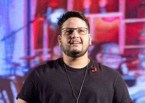 Cantor Maurílio piora e é diagnosticado com disfunção hepática na UTI