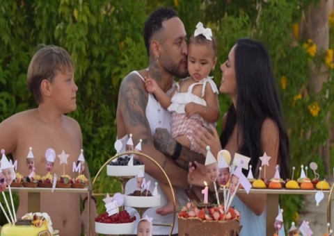 Bruna Biancardi mostra detalhes de festa de aniversário de Mavie na praia