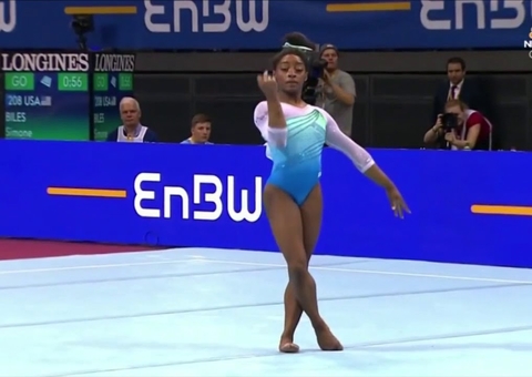 Ginasta Simone Biles está fora da final de solo nas Olimpíadas
