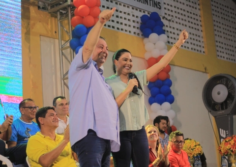 Mayra Dias enaltece visita de Omar em Parintins e destaca liderança do senador