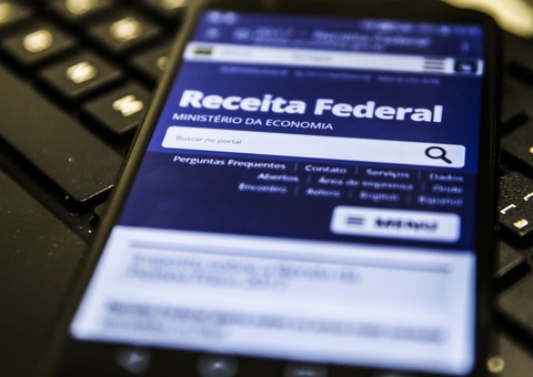 Receita Federal paga hoje lote residual de restituições do IRPF