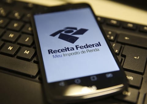 Receita recebe mais de 1 milhão declarações do IR no primeiro dia