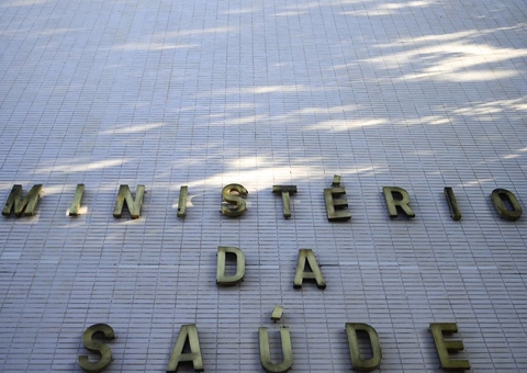 Ministério da Saúde alerta para golpes sobre falso passaportes de vacina contra Covid-19