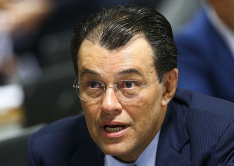 Braga lamenta volta do Amazonas ao noticiário nacional após operação da PF