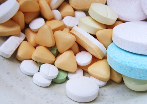 Facebook e Instagram bloqueiam posts sobre pílulas abortivas