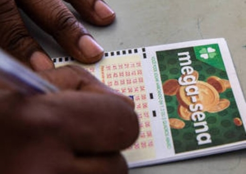 Mega-Sena de R$ 125 milhões é sorteada; veja os números