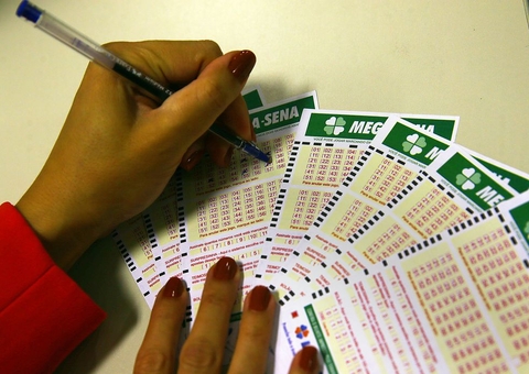 Mega-Sena acumulada deve pagar hoje R$ 40 milhões