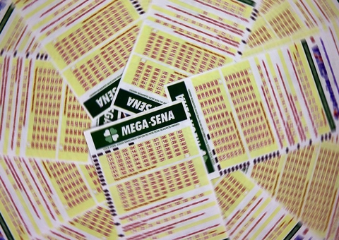Mega-Sena pode pagar R$ 45 milhões neste sábado