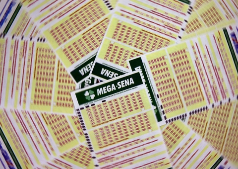 Mega-Sena acumula e prêmio vai R$ 40 milhões