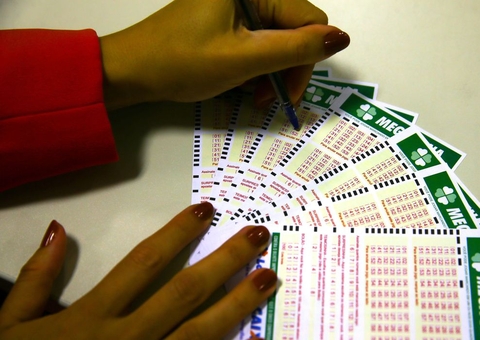 Mega-Sena sorteia prêmio acumulado de R$ 33 milhões