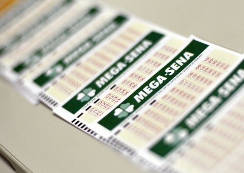 Mega-Sena acumula e pode pagar R$ 90 milhões na quarta-feira