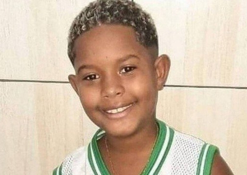 Morre menino de 8 anos vítima de bala perdida no RJ;família vai doar órgãos