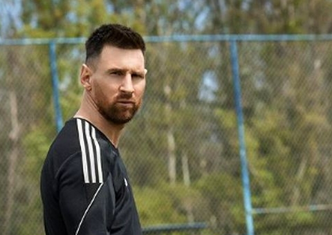 Inter Miami anuncia contratação de Lionel Messi