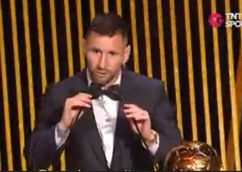 Lionel Messi conquista Bola de Ouro pela 8ª vez