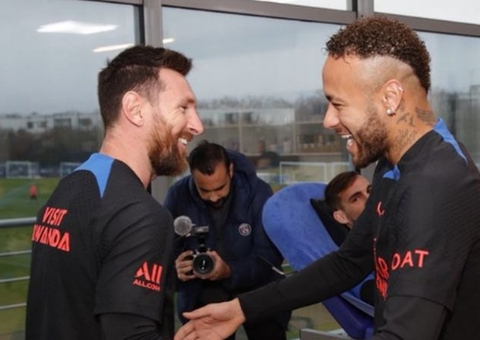 Neymar se despede de Messi no PSG: 'Não saiu como pensávamos'