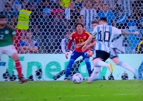 Argentina de Messi repete Brasil de Pelé após goleada